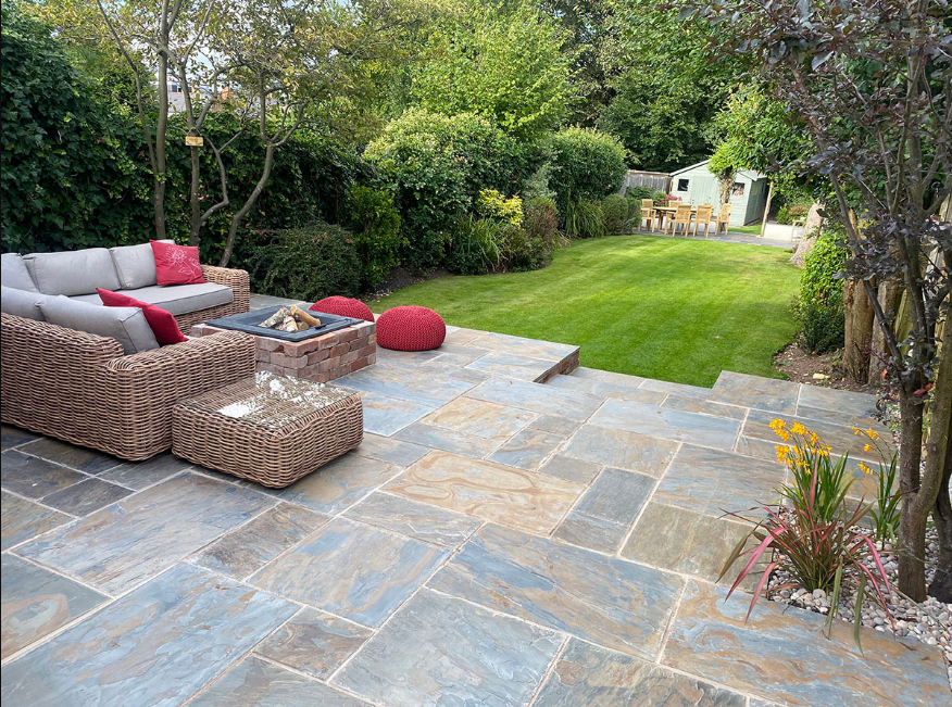Four Different kinds Of Garden Paving Materials